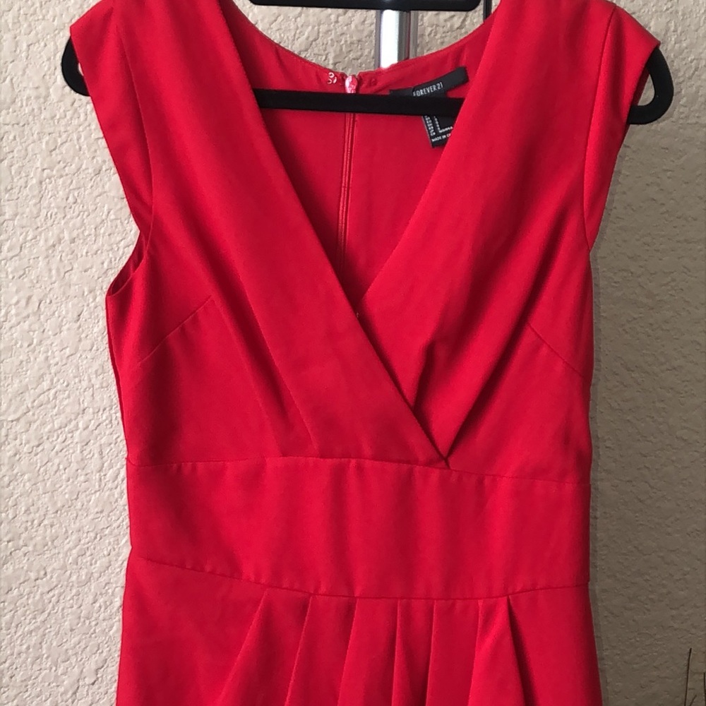 Forever 21 Red Short Sleeves Dress - Picture 6 of 14